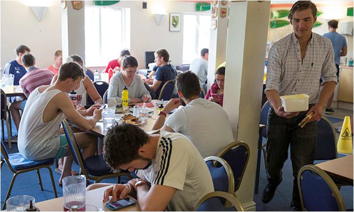 crew room LEANDER ACADEMY