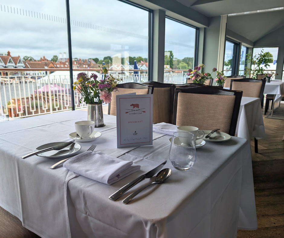 Balcony Dining Room (4)